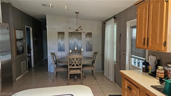 Building Photo - 1515 Gulf Coast Dr