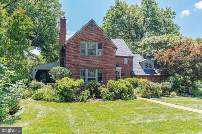 Photo - 3109 Olin Dr House
