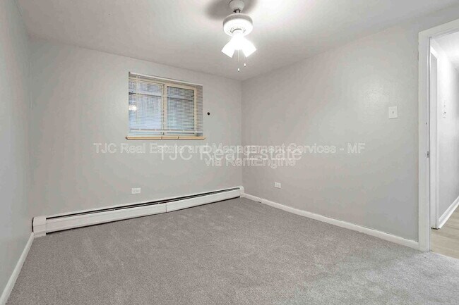 Building Photo - 42 Pearl St