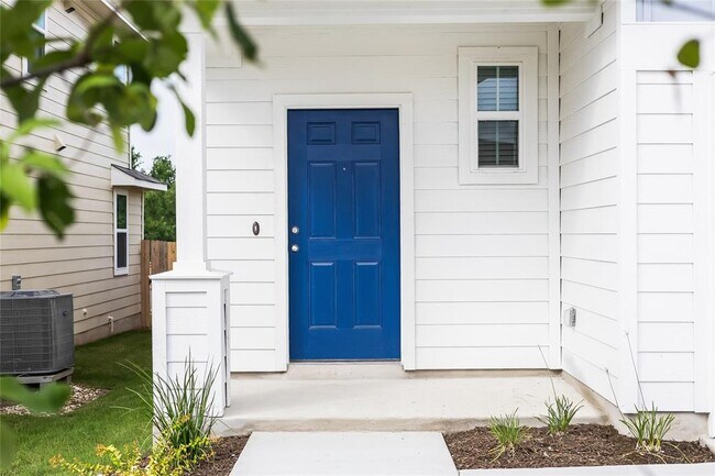Building Photo - 2617 Paragon Fox Dr