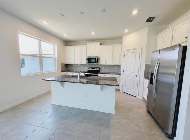 Building Photo - 9051 Coral Cpe St