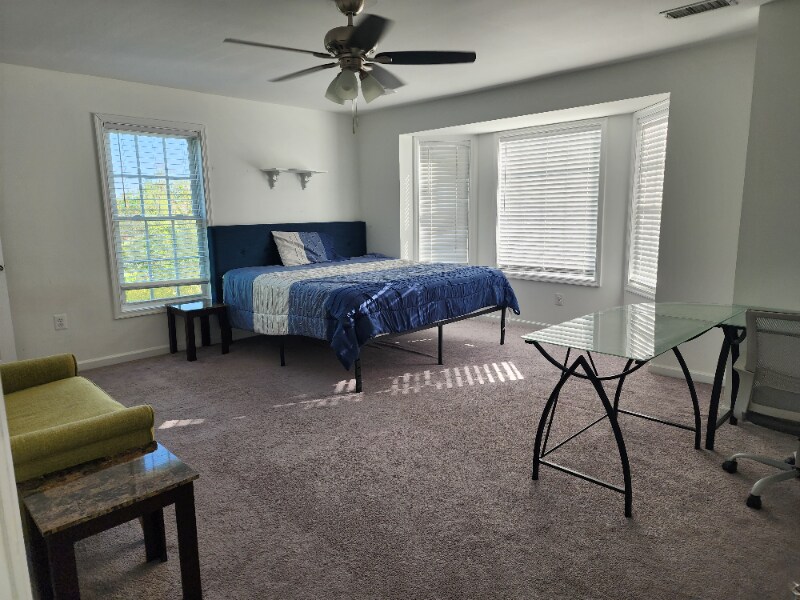 Foto principal - 6003 Frederick St