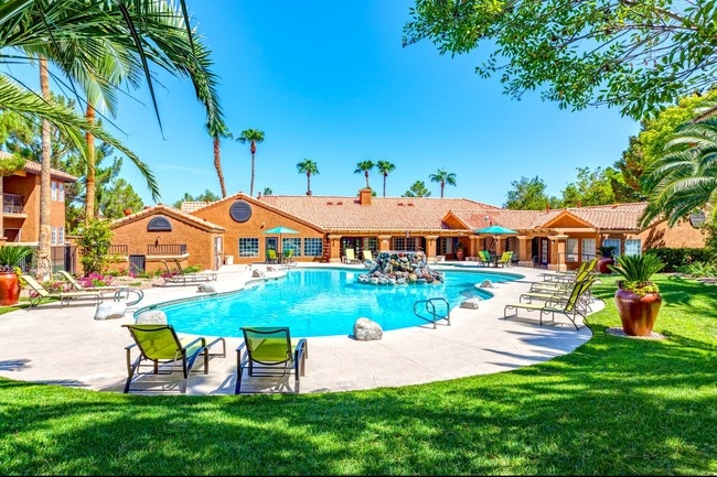 Foto del edificio - Fairways on Green Valley