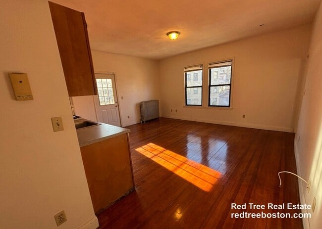 Foto del edificio - 163 Strathmore Rd