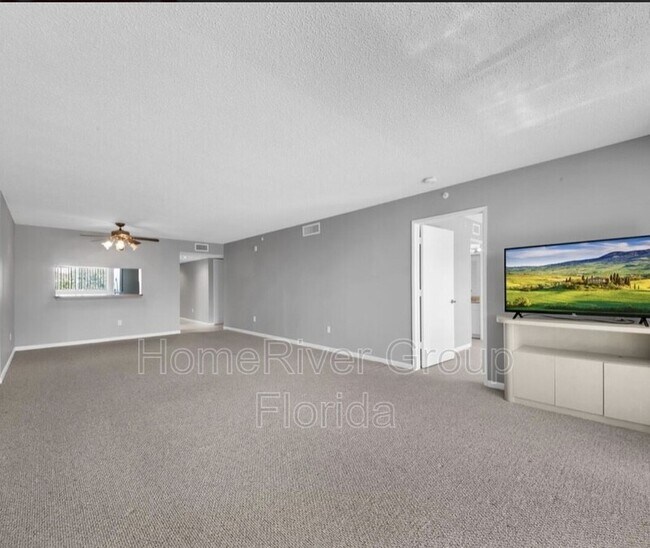 Building Photo - 15355 Lakes of Delray Blvd