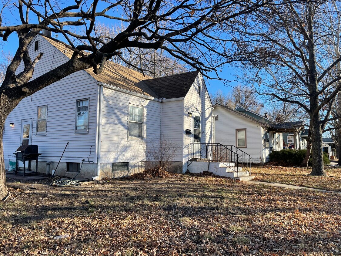602 S Holyoke St, Wichita, KS 67218 House Rental in Wichita, KS