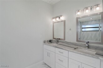 Building Photo - 5409 Skyline Blvd