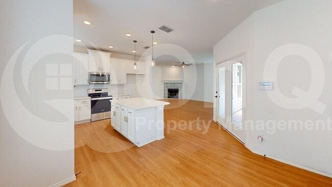 Building Photo - 10116 Revere Dr