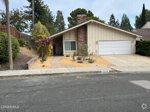 Building Photo - 2040 Shady Brook Dr