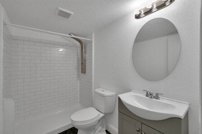 Foto del edificio - 10203 Beekman Pl Dr