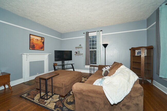 Sala de estar - 1629 Lexington Ave