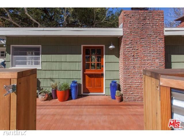 Primary Photo - 621 Bienveneda Ave