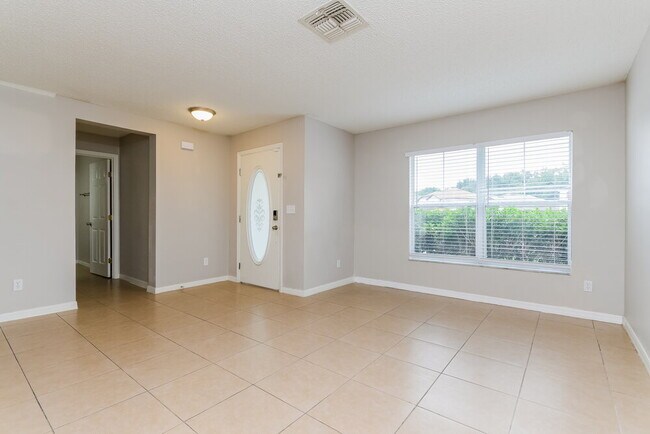 Building Photo - 16805 Gold Star Ct