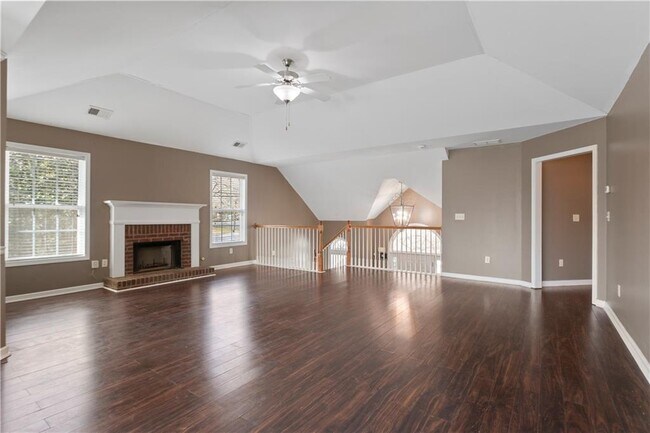 Building Photo - 177 Hollinger Way