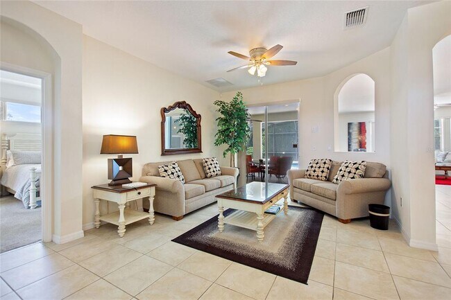 Foto del edificio - 1316 Golf Course Pkwy