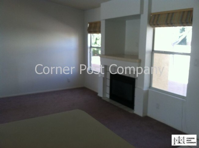 Building Photo - Single Story 3 bedroom home