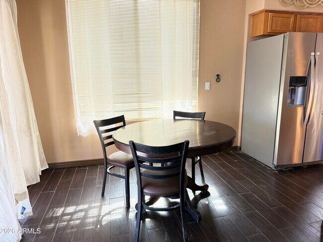 Foto del edificio - 3133 E Kristal Way