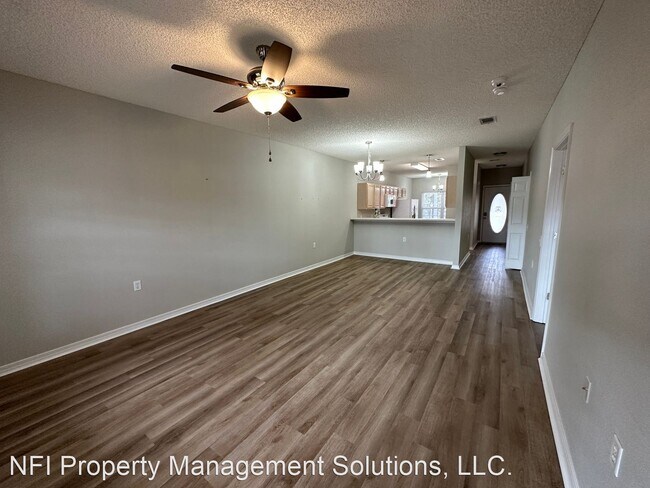Building Photo - 3 br, 2 bath House - 5870 Spanish Trail Un...