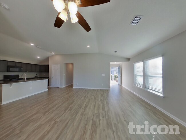 Building Photo - 8096 Hind Wy