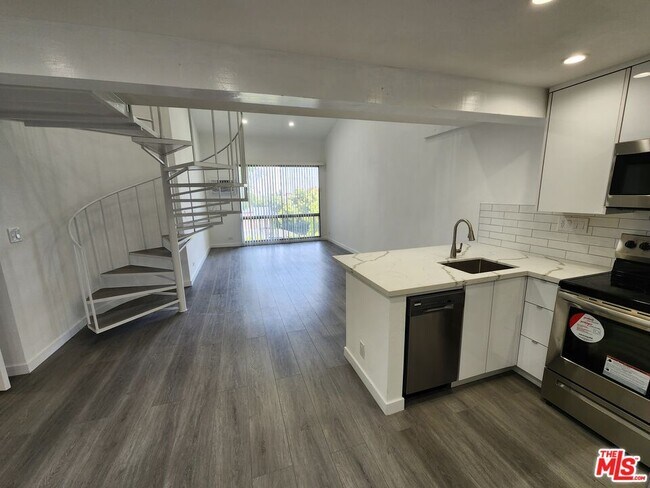 Foto del edificio - 1440 Veteran Ave