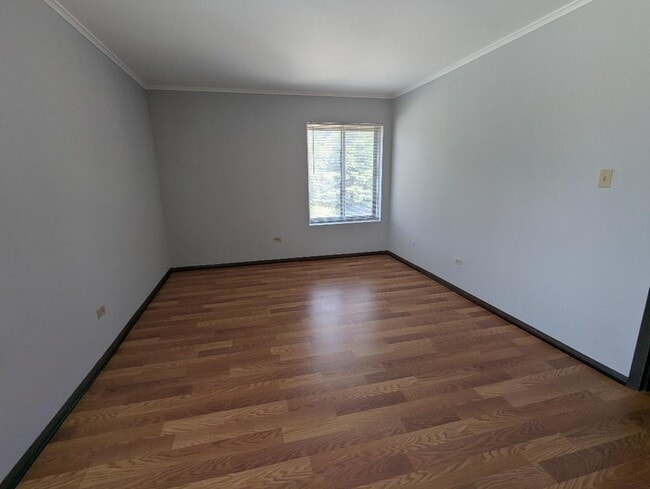 Building Photo - 6151 Knoll Wood Rd
