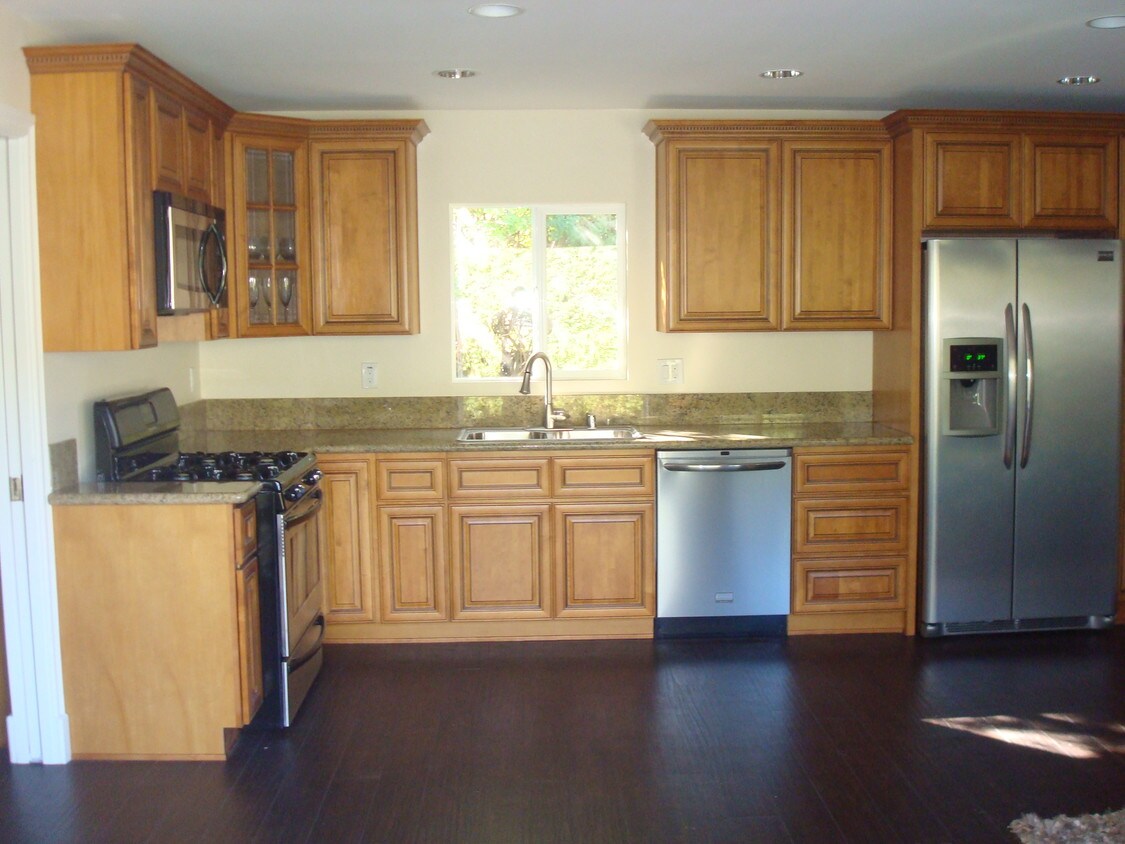 Foto principal - 1128 Pacific St