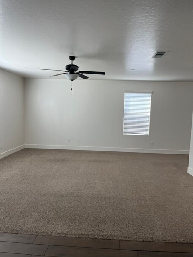 Foto del edificio - 6520 Acton Ct