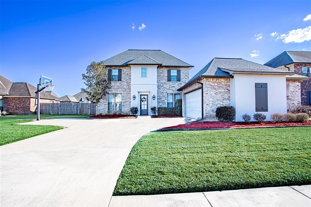 18641 Seagull Ln, Prairieville, LA 70769 House for Rent in Prairieville, LA