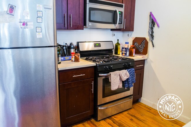 Foto del edificio - 731 Prospect Pl