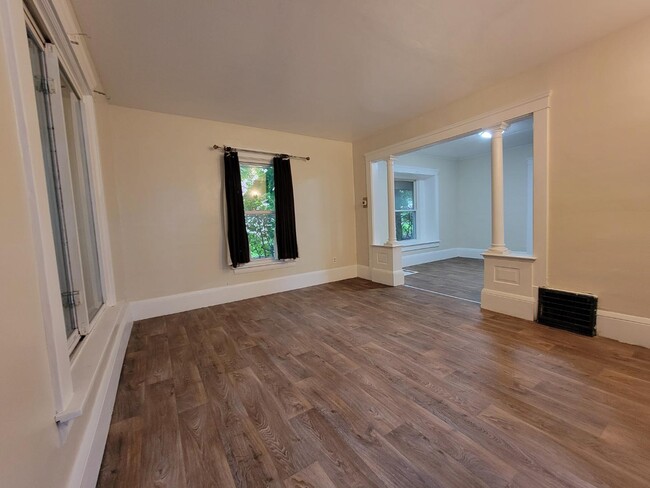 Foto del edificio - 2235 12th St SW
