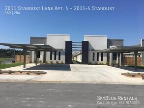 Building Photo - 2011 Stardust Ln