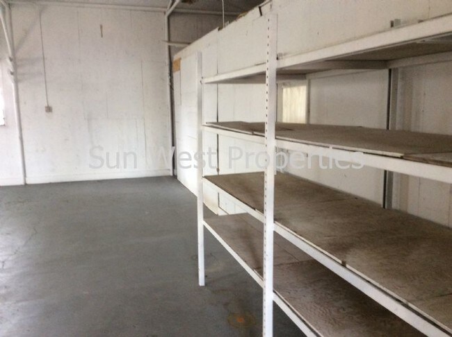 Foto del edificio - 3011 Bloomfield Hwy