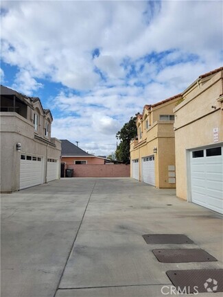 Building Photo - 22023 Hawaiian Ave