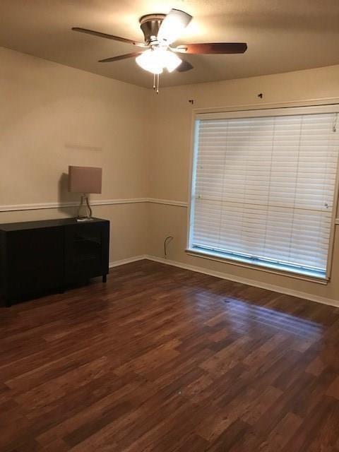 Foto del edificio - 11550 Chimney Rock Rd