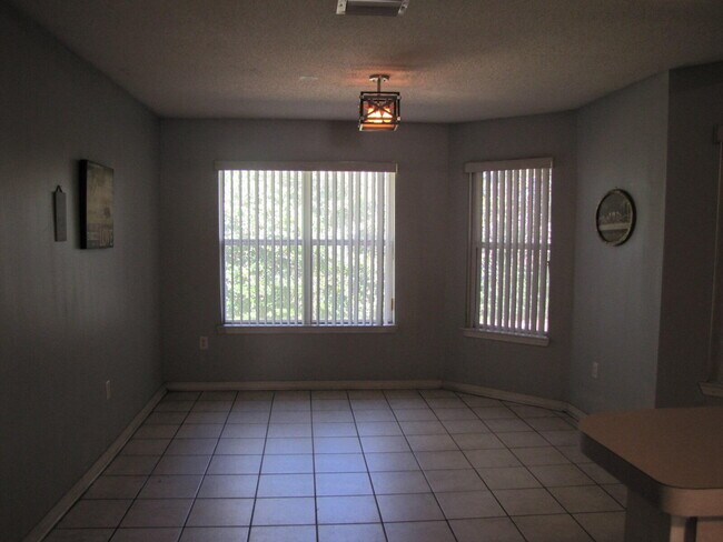 Building Photo - 2605 Palamino Trail