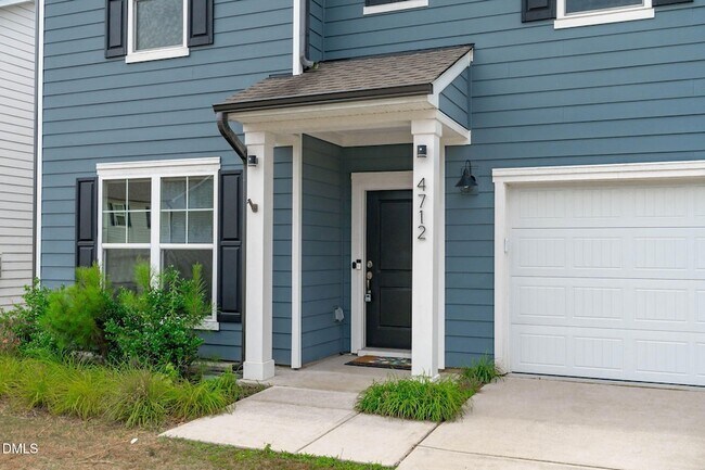 Foto del edificio - 4712 Winnipesaukee Ln