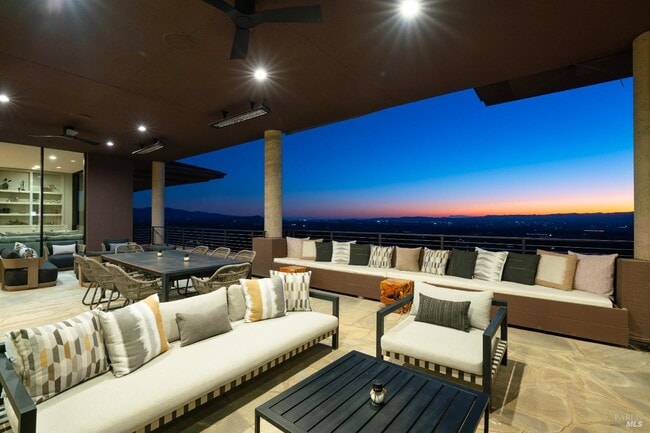 Foto del edificio - 2100 Old Soda Springs Rd
