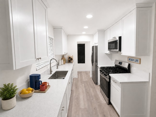 Building Photo - 17062 Harbor Bluffs Cir