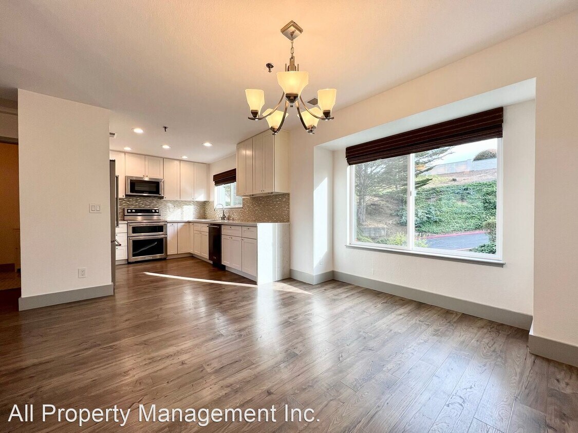 3 br, 2.5 bath House 991 Fassler Ave House Rental in Pacifica, CA