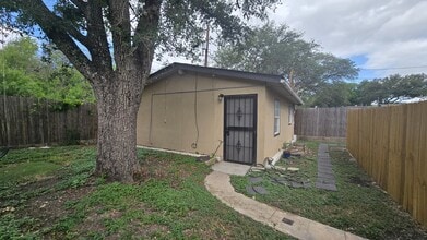 Building Photo - 212 Placid Dr