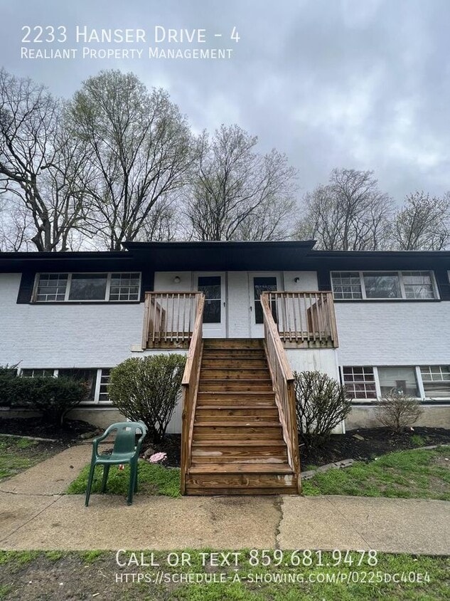 2233 Hanser Dr Unit 4, Covington, KY 41011 Room for Rent in Covington