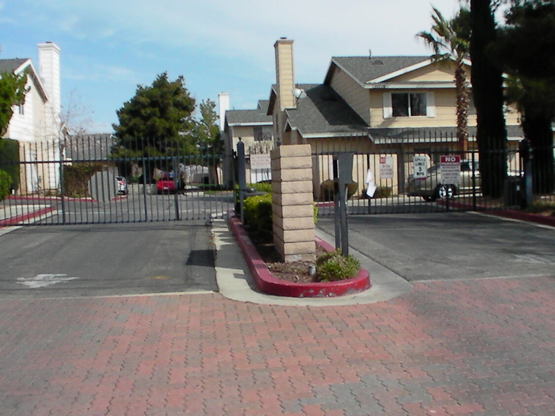 Primary Photo - 39237 10th street west