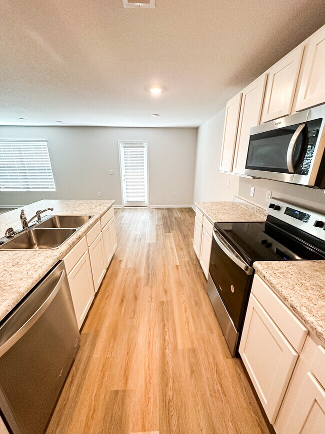 Foto del edificio - 4326 White Cedar Ct