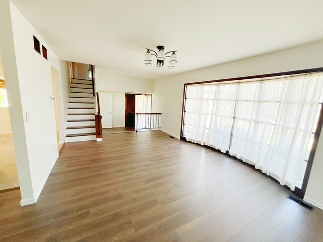 Foto del edificio - 504 Revere Ave