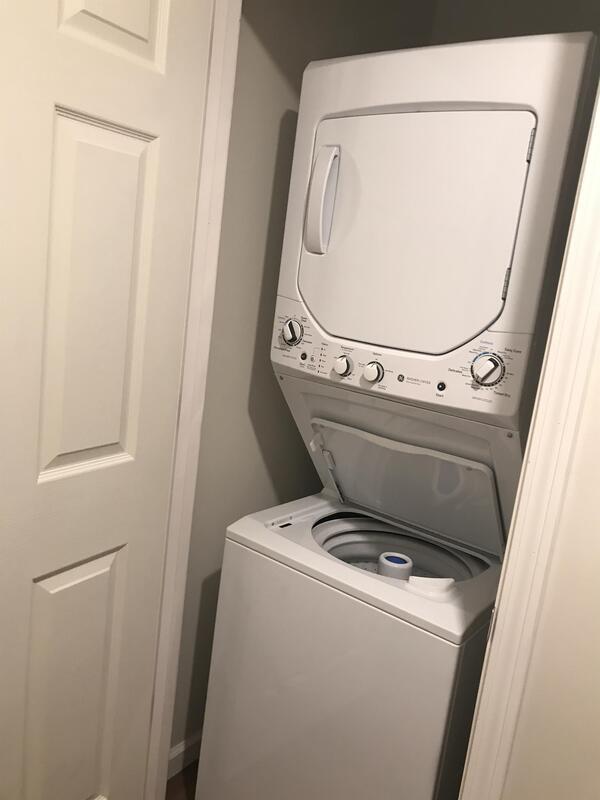 Building Photo - 1418 Union Blvd