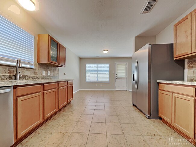 Foto del edificio - 33111 Cottonwood Bend
