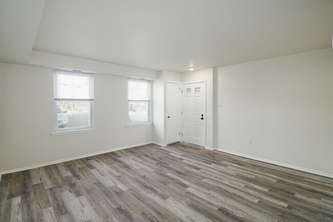 Building Photo - 2770 Willits Rd