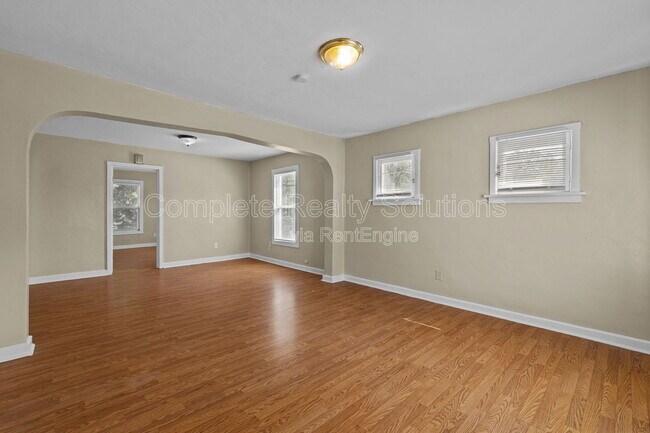 Foto del edificio - 7157 Garesche Ave