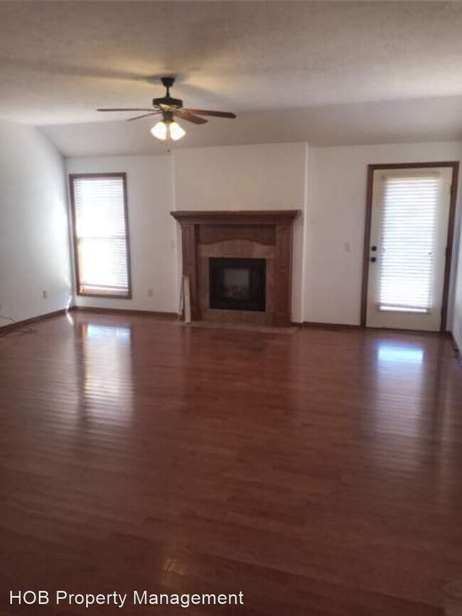 Building Photo - 4 br, 2 bath House - 212 N Leann Dr