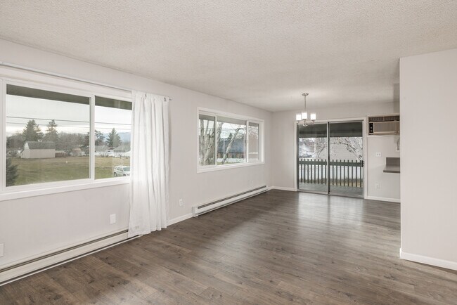 Foto del edificio - 605 N Virginia Ct